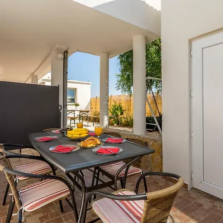 House Luce With Pool Apartment Cisla Exterior photo